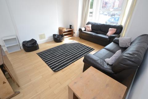 6 bedroom semi-detached house to rent, Loughborough Road, West Bridgford NG2