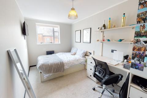 8 bedroom flat to rent, North Sherwood Street, Nottingham NG1