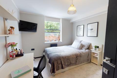 8 bedroom flat to rent, North Sherwood Street, Nottingham NG1