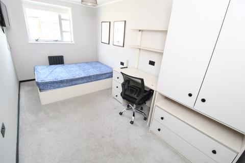8 bedroom flat to rent, North Sherwood Street, Nottingham NG1