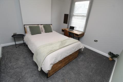 undefined, Warwick Street, Nottingham NG7