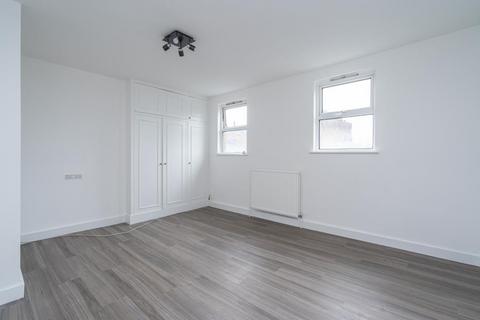 1 bedroom apartment to rent, 522 Holloway Road, N7 6JD