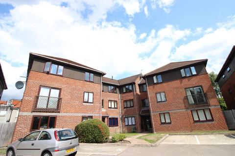 1 bedroom apartment for sale, Alexandra Avenue, Camberley GU15