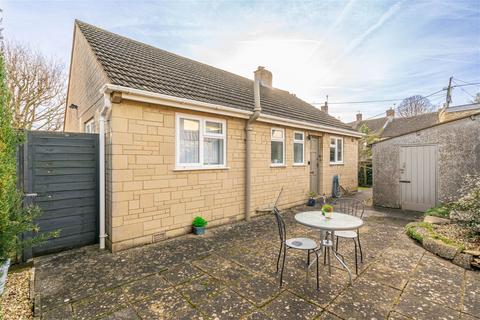 2 bedroom detached bungalow for sale, Noble Street, Sherston