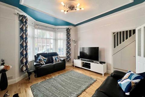 3 bedroom end of terrace house for sale, Southend on Sea SS2