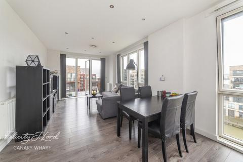 2 bedroom flat for sale, Frobisher Yard, London, E16