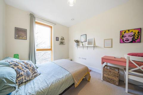 2 bedroom flat for sale, East Acton Lane, Acton