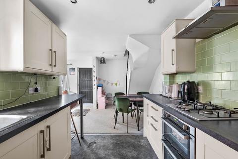10 Birmingham Road, Alcester, B49 5ES