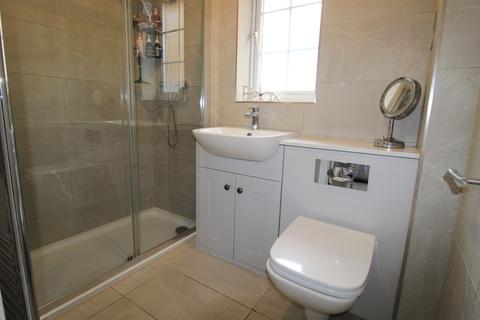 15 Hornbeam Chase, South Ockendon, RM15 6TT
