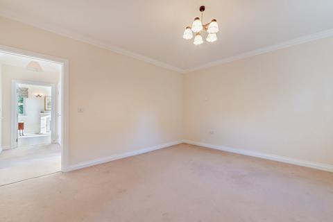 2 bedroom bungalow for sale - Breedons Hill, Pangbourne, Reading, Berkshire