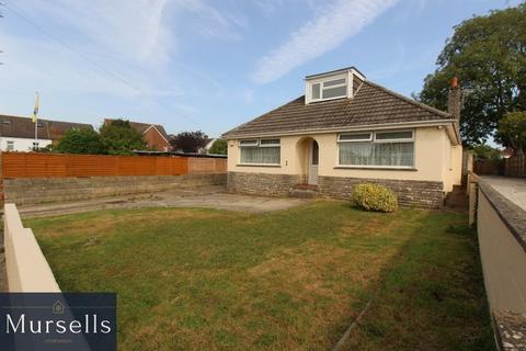 4 bedroom chalet for sale - Almer Road, Poole BH15