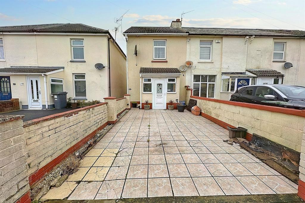 Springbourne 3 bed end of terrace house for sale £280,000