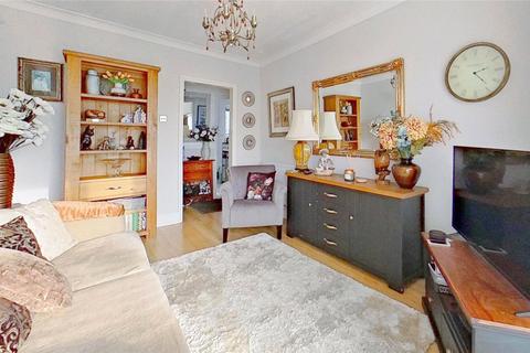 1 bedroom flat for sale - Western Road, Lancing, West Sussex, BN15
