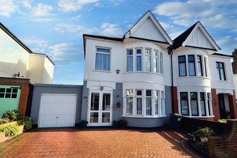 3 bedroom semi-detached house for sale, Victoria Road, Southend-On-Sea, SS1
