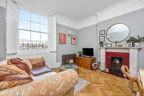 2 bedroom flat for sale, Sussex Square, Brighton, BN2