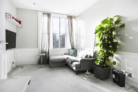 2 bedroom apartment for sale, Caversham Road, London