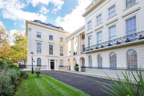 2 Clarence Terrace, London, NW1 4RD