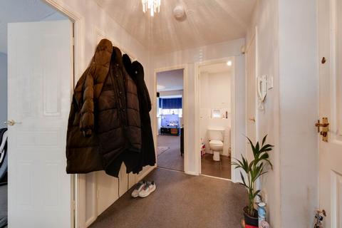 98 Osprey Road, Waltham Abbey, EN9 3TY