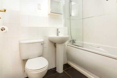98 Osprey Road, Waltham Abbey, EN9 3TY