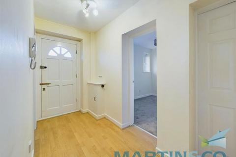 2 bedroom flat for sale, Woodvale Road, Woolton, Liverpool, Merseyside, L25 8RY