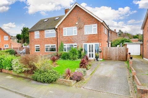 5 Adelaide Gardens, Minster On Sea, Sheerness, ME12 3HN