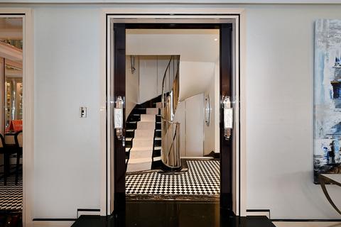 12 Lyall Street, London, SW1X 8DH
