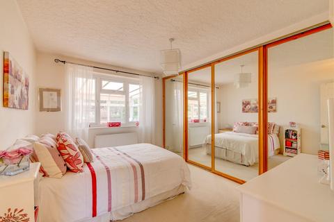 49 Tennyson Road, Redditch, B97 5BL
