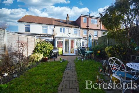 3 bedroom terraced house for sale, Mawney Road, Romford, RM7