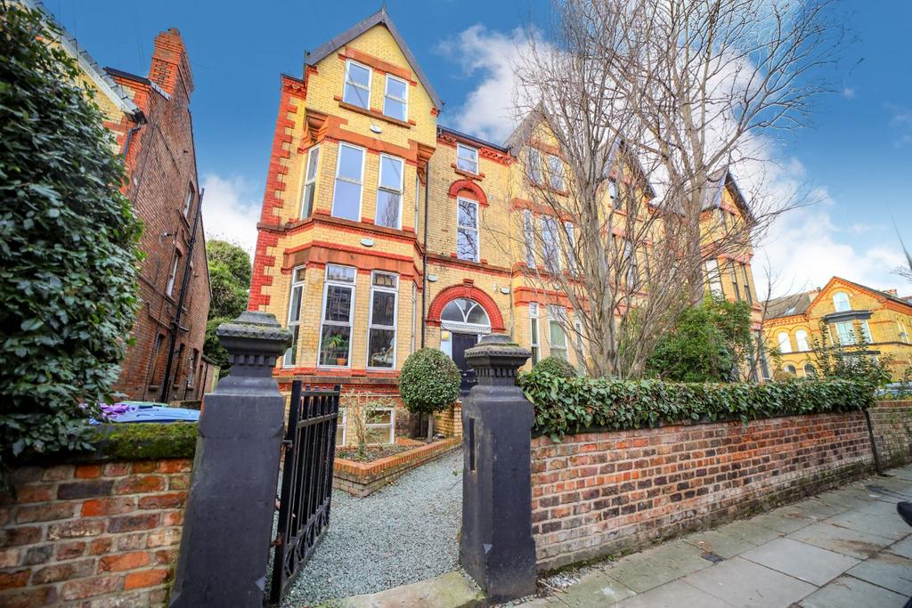 Ivanhoe Road, Aigburth, Liverpool... 2 bed apartment £170,000