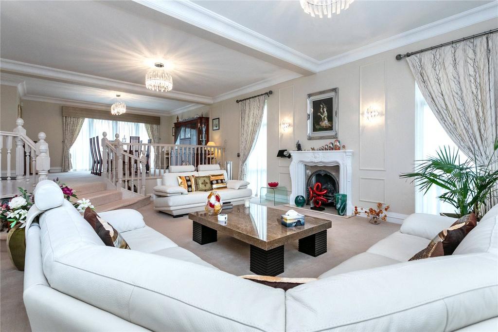 Lounge To Dining