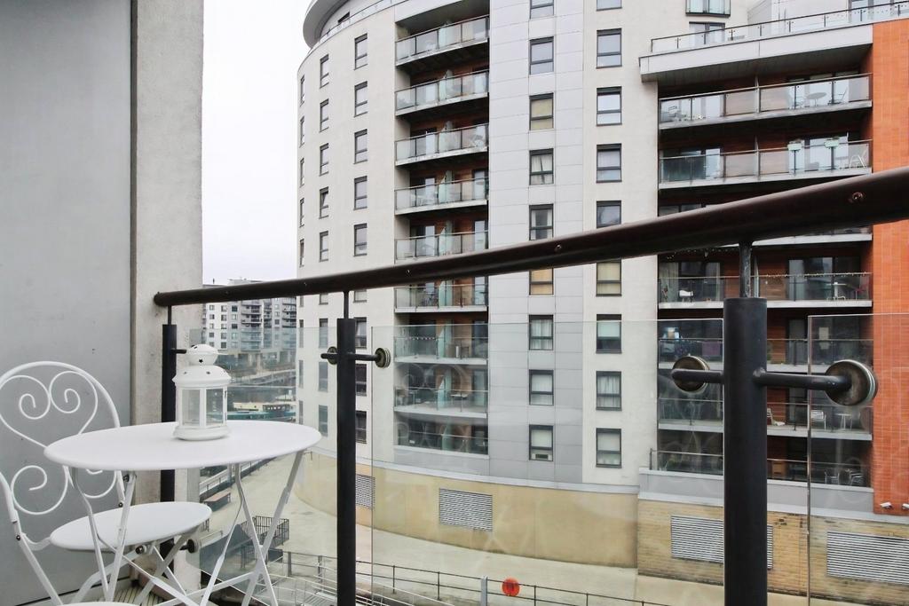 Apartment in Leeds - View 3