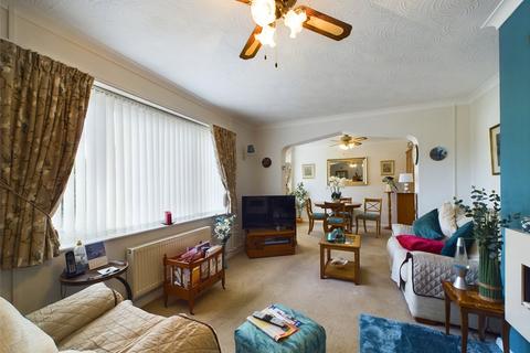 2 Oldbury Orchard, Churchdown, Gloucester, GL3 2PU