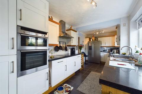 2 Oldbury Orchard, Churchdown, Gloucester, GL3 2PU