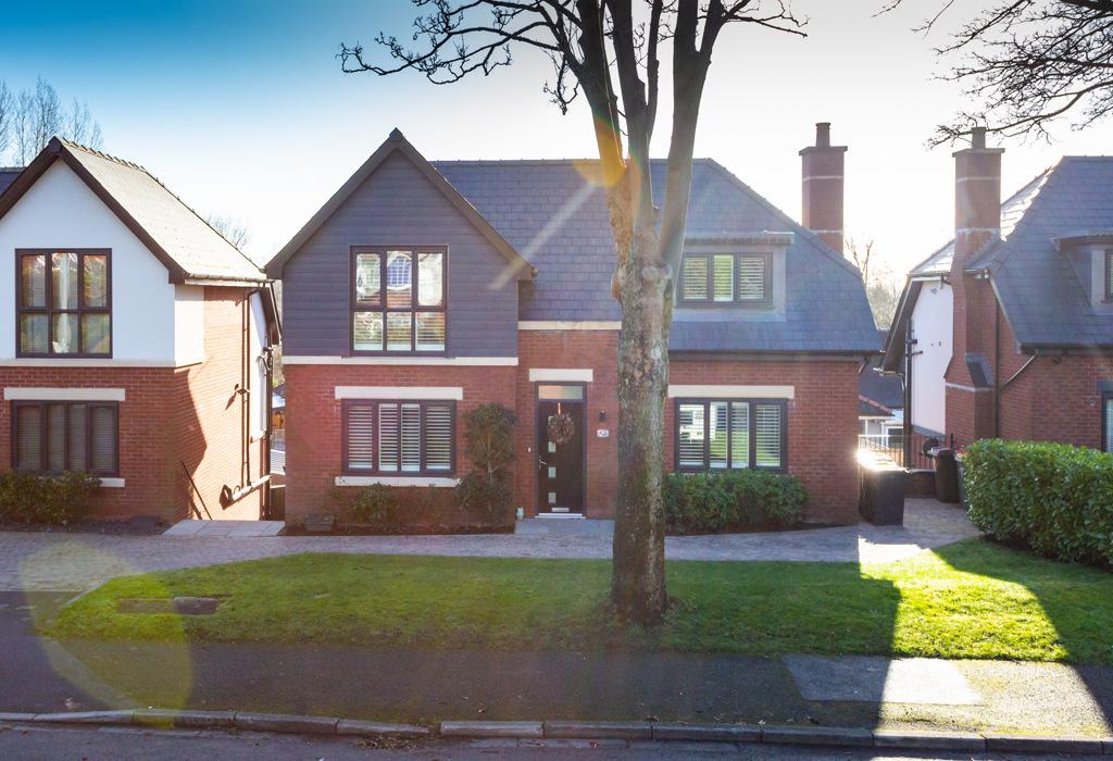 Egerton Road, Preston, Lancashire 4 bed detached house for sale £425,000