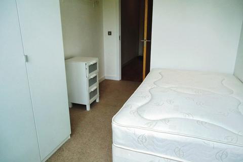 2 bedroom flat to rent, Roberts Wharf, Neptune Street, Leeds, West Yorkshire, LS9