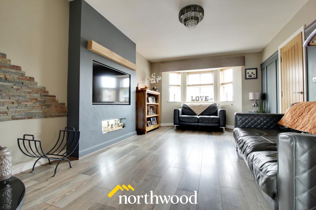 Kirton Lane, Thorne DN8 5 bed detached house for sale £345,000