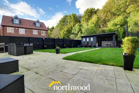 6 Moorings Drive, Thorne, Doncaster, DN8 5FA