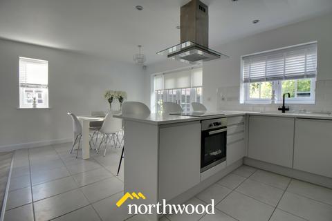 6 Moorings Drive, Thorne, Doncaster, DN8 5FA