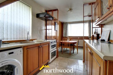 13 Newfields Drive, Moorends, Doncaster, DN8 4RZ