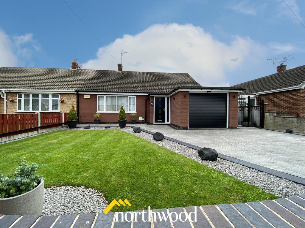 Redland Crescent, Thorne DN8 3 bed semidetached bungalow for sale £