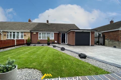 3 bedroom semi-detached bungalow for sale, Redland Crescent, Thorne DN8