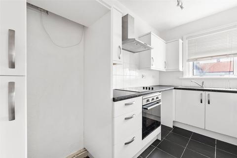 1 bedroom flat for sale, Brighton Road, Worthing, West Sussex, BN11