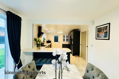 24 Douglas Way, Murton, Seaham, SR7 9HX