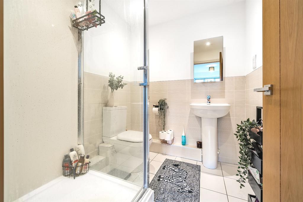 Ensuite