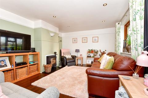4 bedroom detached house for sale, Greenwich Lane, Ewell Minnis, Dover, Kent