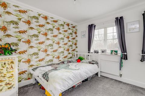 3 bedroom semi-detached house for sale, Knebworth Gate, Roebuck, Stevenage, Hertfordshire, SG2