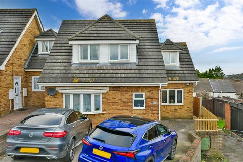 4 bedroom semi-detached house for sale, Shipwrights Avenue, Chatham, Kent