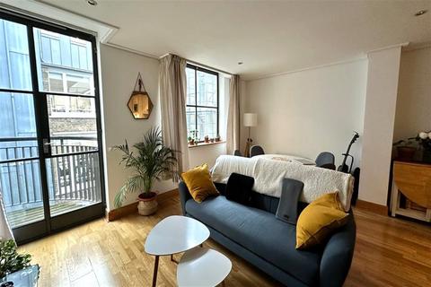 1 bedroom apartment to rent, Printers Inn Court, Cursitor Street, Holborn, London, EC4A