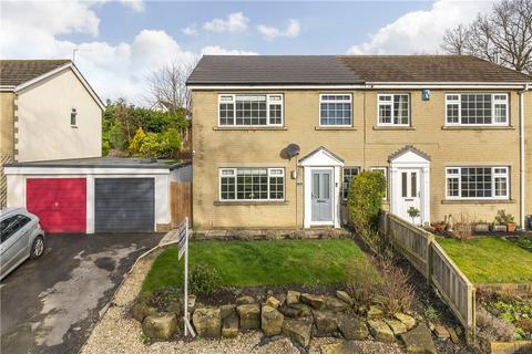 3 bedroom semi-detached house for sale - Easby Close, Ilkley, West Yorkshire, LS29