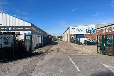 Storage to rent, Gatehouse Way, Aylesbury HP19